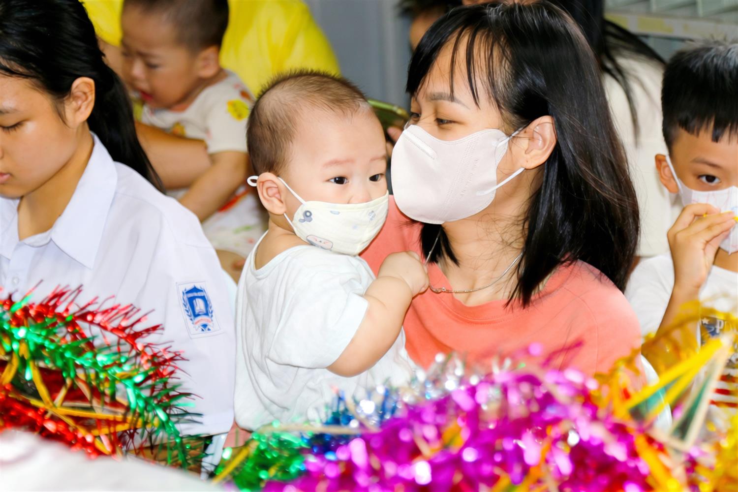  TRUNG THU RỘN RÀNG – GỬI TRAO NIỀM VUI ĐẾN CÁC BỆNH NHI